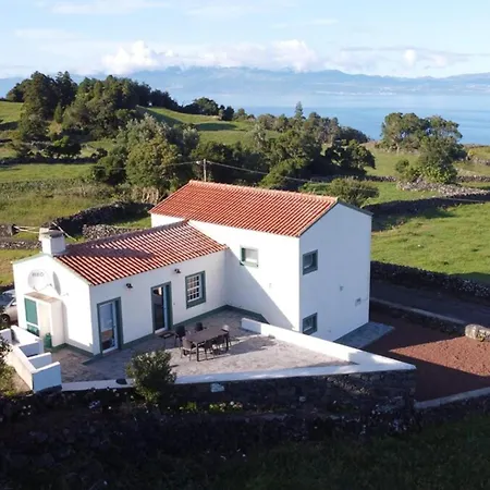 Liiiving In Acores - Mountain Island House 度假居 Altamora (Pico)